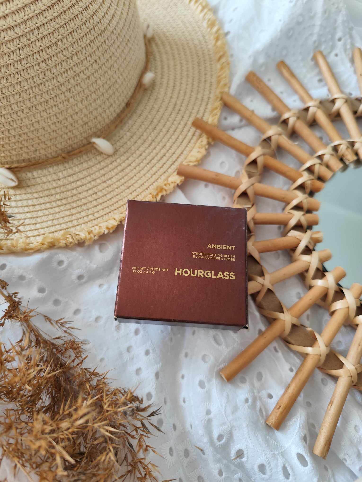 Hourglass Ambient Strobe Lighting Blush